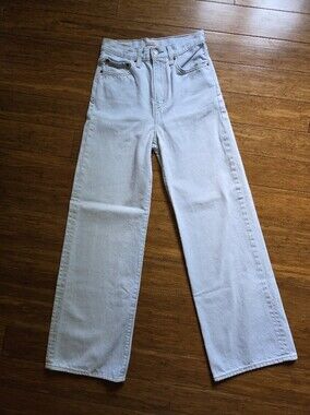 Levi's Ribcage Wide Leg Jeans 27x32 Light Wash 100% Cotton (fits like 26)